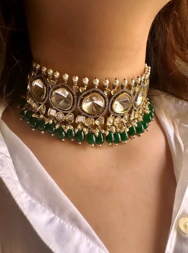 Premium Sabyasachi & Tyaani Inspired silver foil Kundan with elegant Peale style beads Adjustable Choker Necklace Set (With earrings)